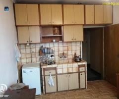Продава 3-СТАЕН